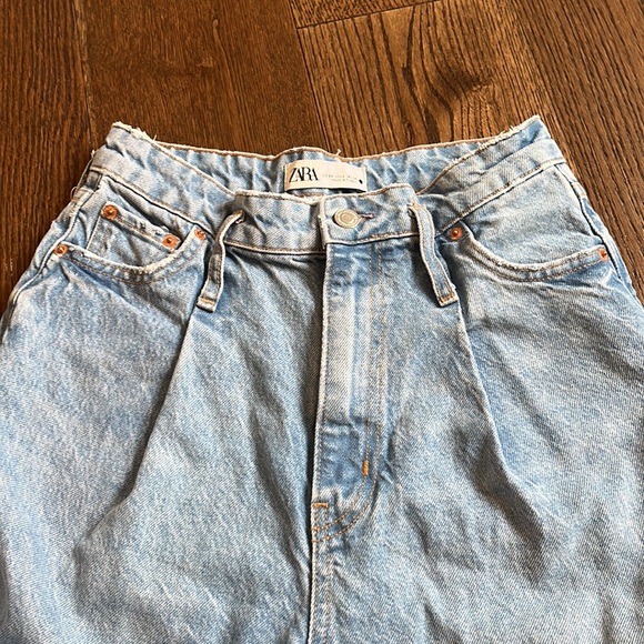 Zara Blue Straight Leg Jeans - Picture 3 of 4